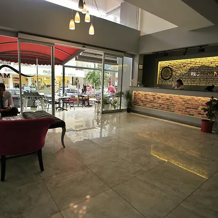 The Boutique Μαρμαρίς